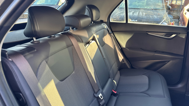 Kia Niro 1.6 GDi Hybrid 3 5dr DCT Hybrid Estate